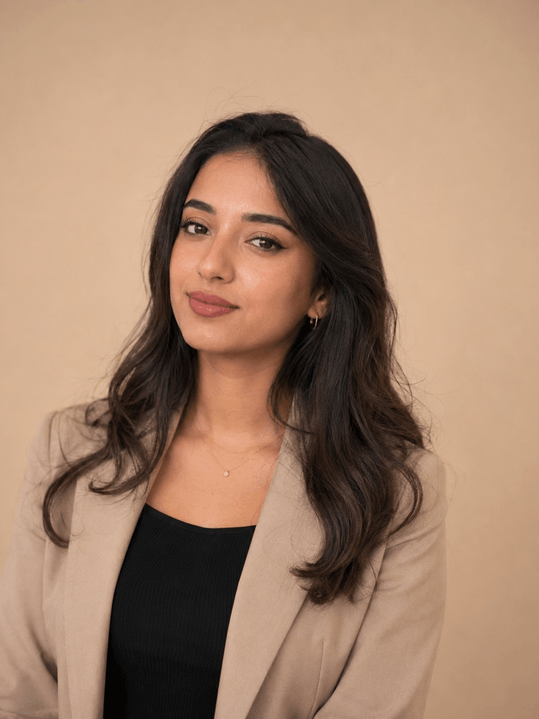 Portrait de Salma, Branding & Content Designer chez Fuji Creative Agency